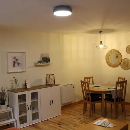 Pinsapo Canfranc-estacion *